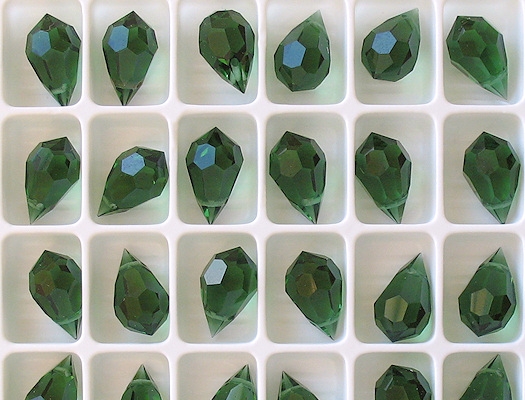 15mm Turmaline Green Cut-Crystal Teardrop Beads [5]