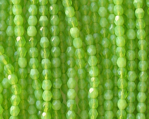 4mm Lime Green Opalescent Faceted Round Beads [100]