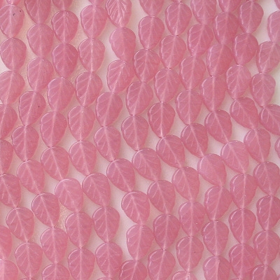 10mm Milky Pink Leaf Beads [50]