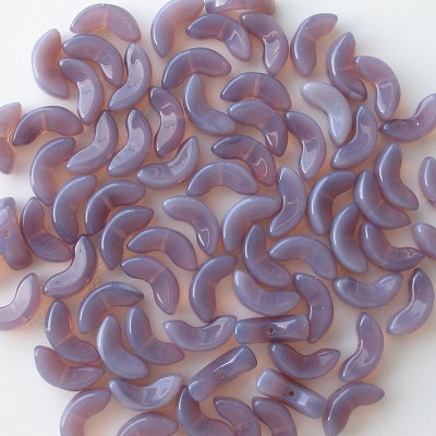 15mm Milky Purple 'Angel Wing' Beads [50]