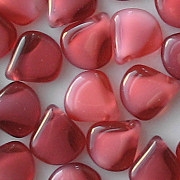 12mm Cranberry/Pearl Fan Beads [15]