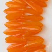 15mm Milky Orange Dagger Beads [50] (see Comments)