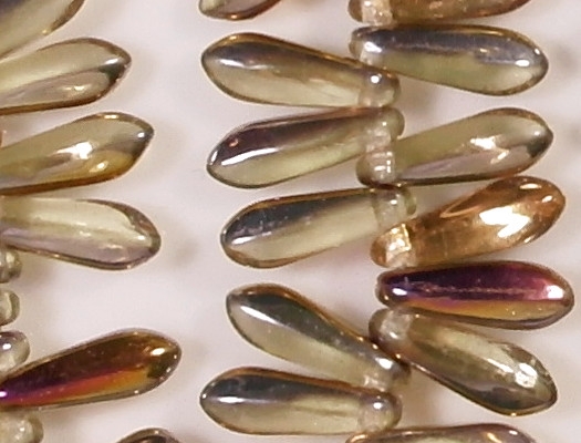 11mm Light Yellow Iris Dagger Beads [85]