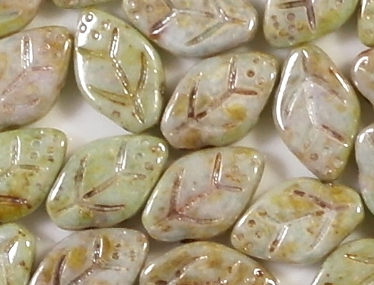 12mm Mottled Pastel Green Leaf Beads [25]