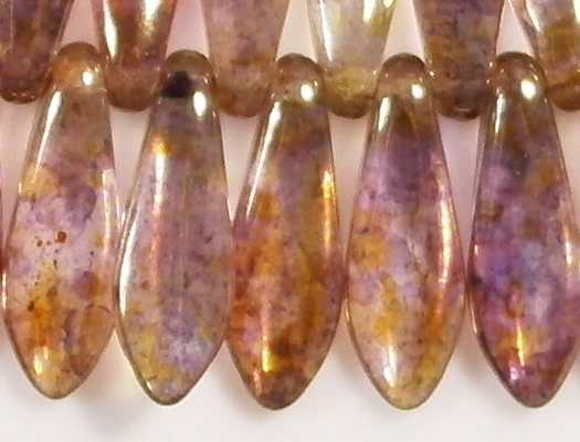15.5mm Light Violet/Gold Luster Dagger Beads [50]