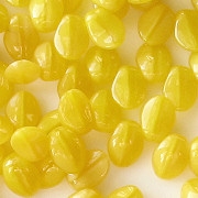 6x8mm Yellow Satin Petal Beads [50]